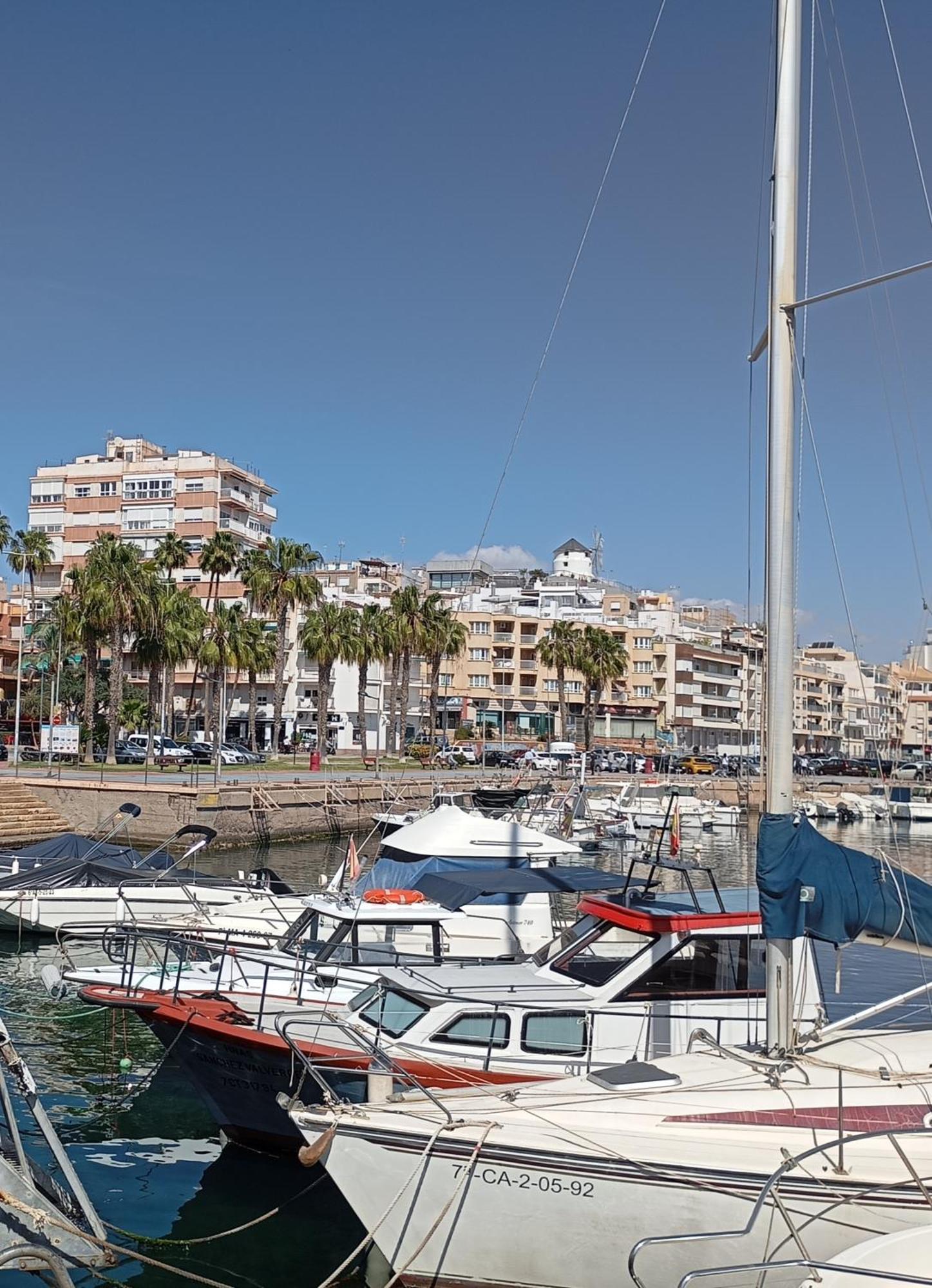 Mawilec, Centre, Plage, Port, Garage أغيلاس المظهر الخارجي الصورة